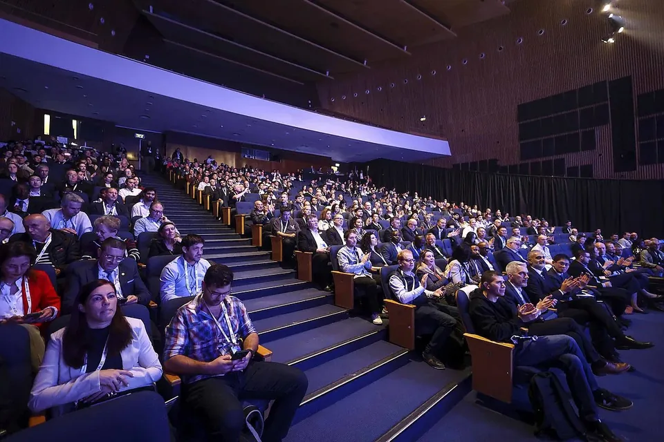 Cyber Week audience